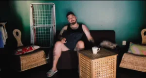 Râsul + banii = rezolvă orice