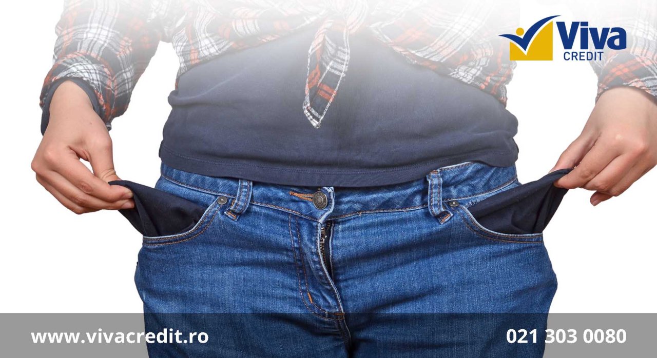 Salariile și pensiile mici îi îndatorează pe români la bănci!