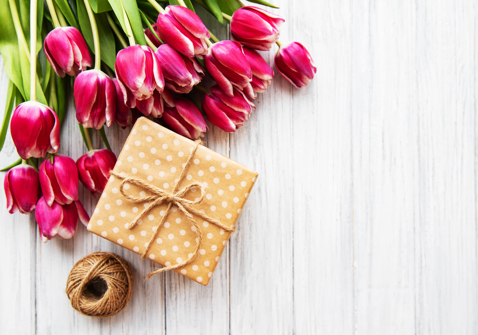 Tu ce cadou oferi de Florii?